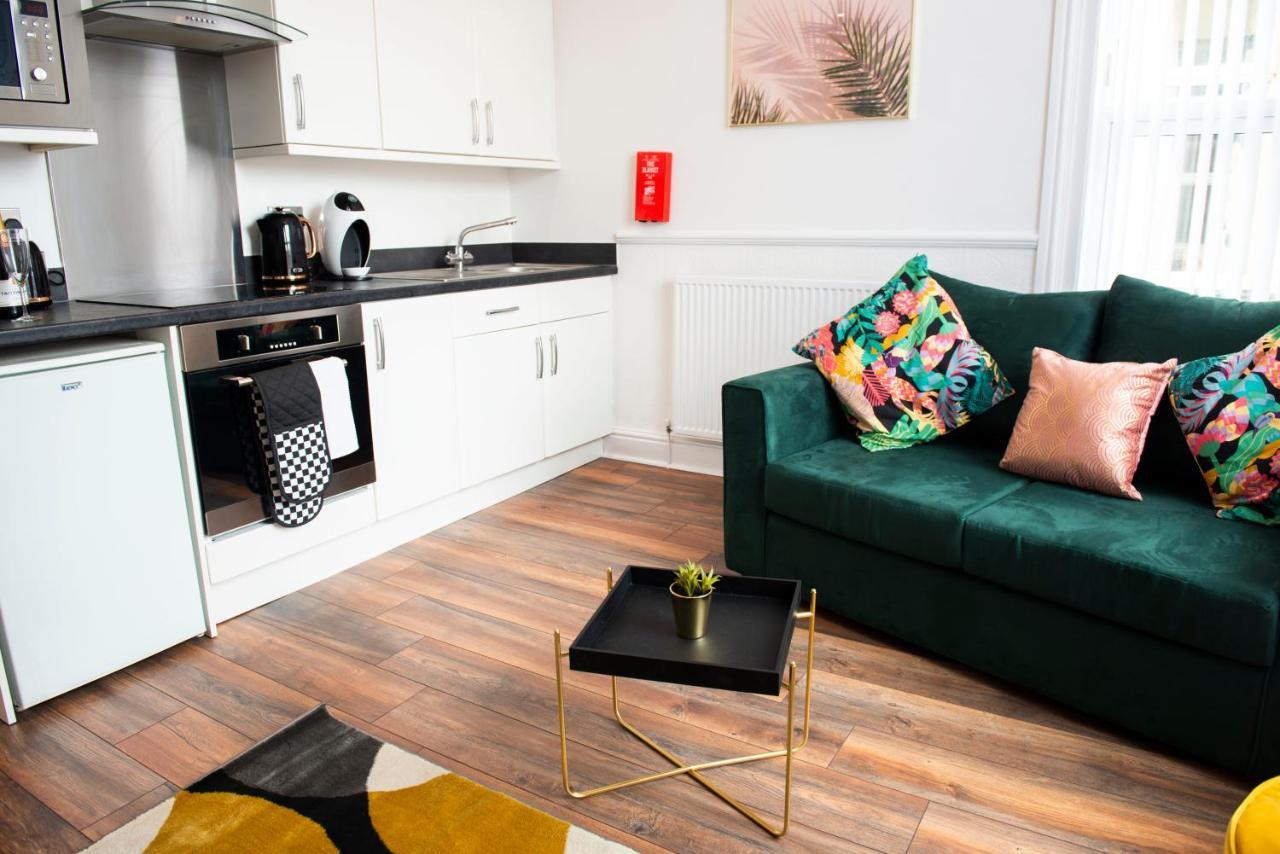 Charles Alexander Short Stay - Highcliffe Apartments Cleveleys Zewnętrze zdjęcie