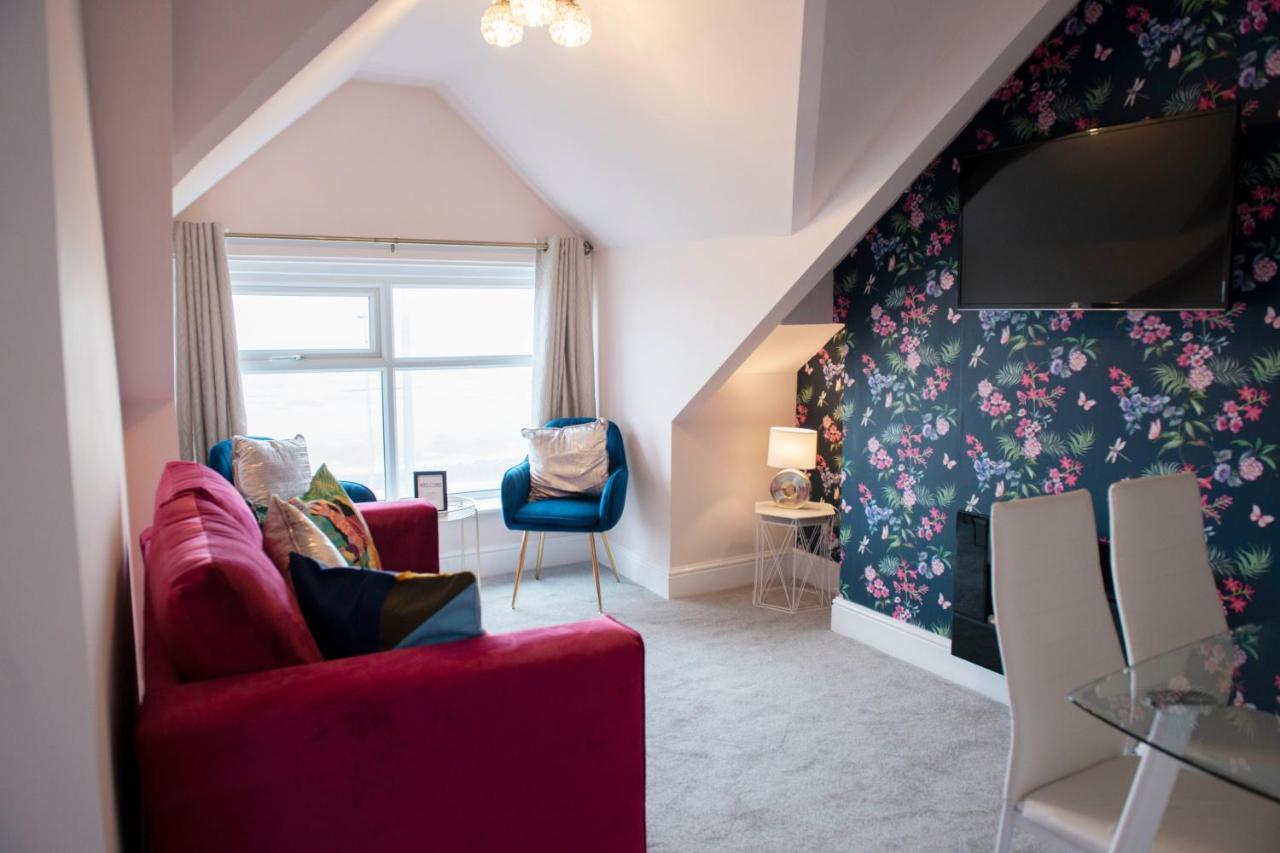 Charles Alexander Short Stay - Highcliffe Apartments Cleveleys Zewnętrze zdjęcie